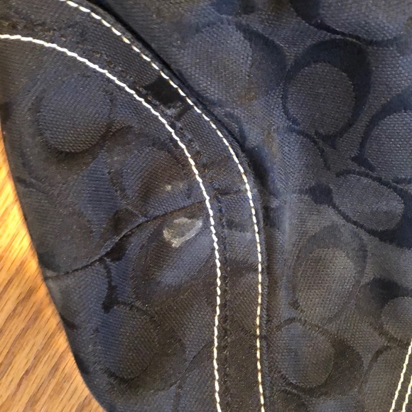 coach purse - Picture 3 of 4